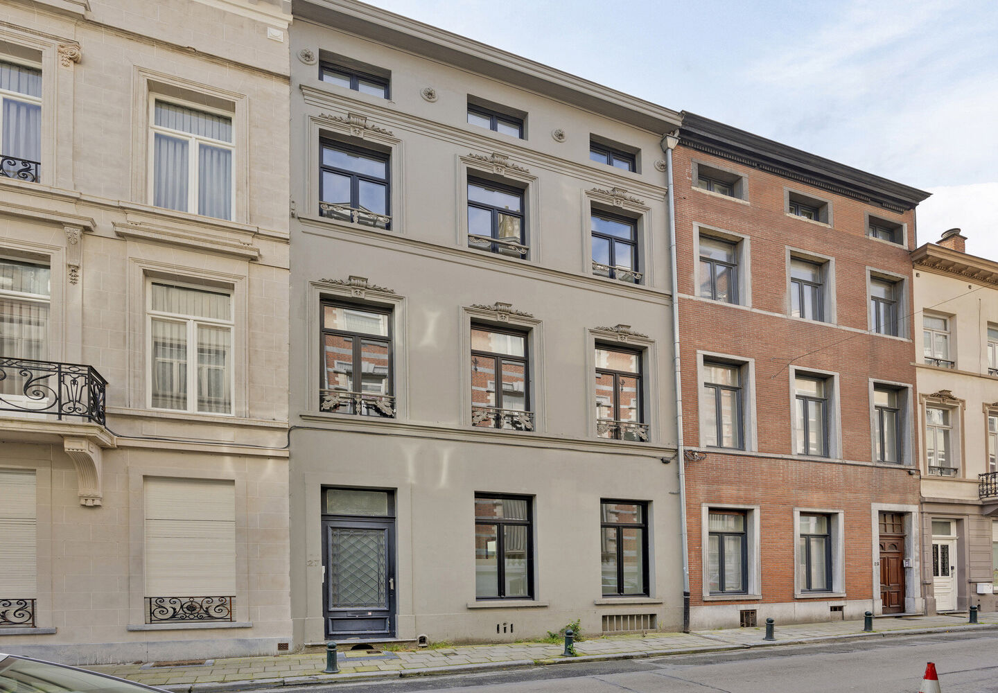 Appartementsgebouw te koop in Elsene