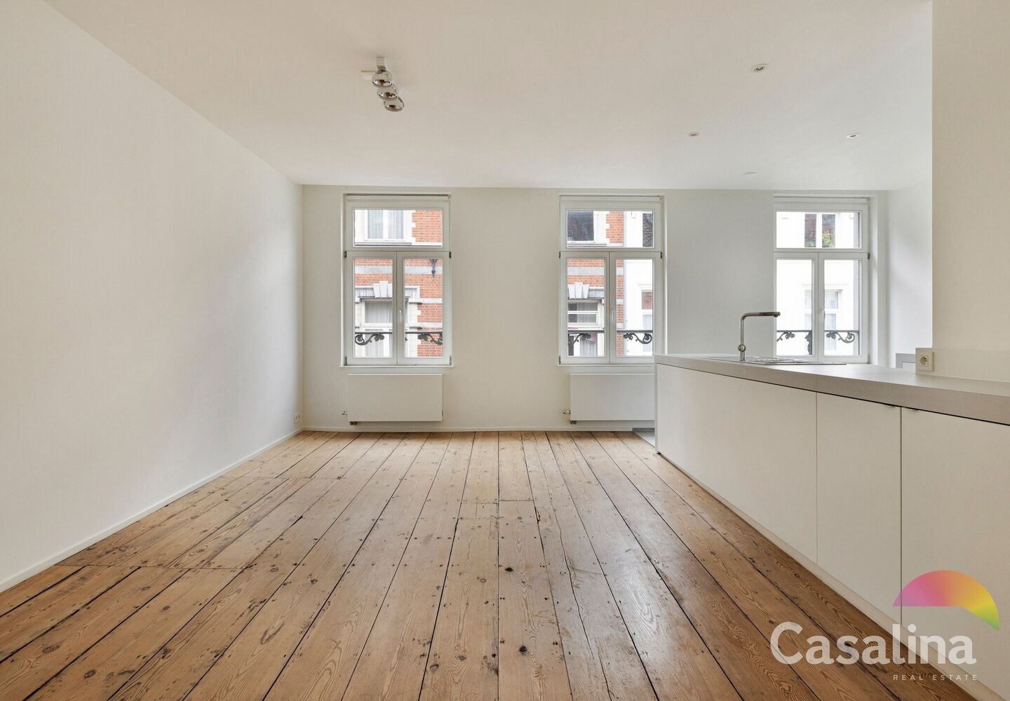 Appartementsgebouw te koop in Elsene