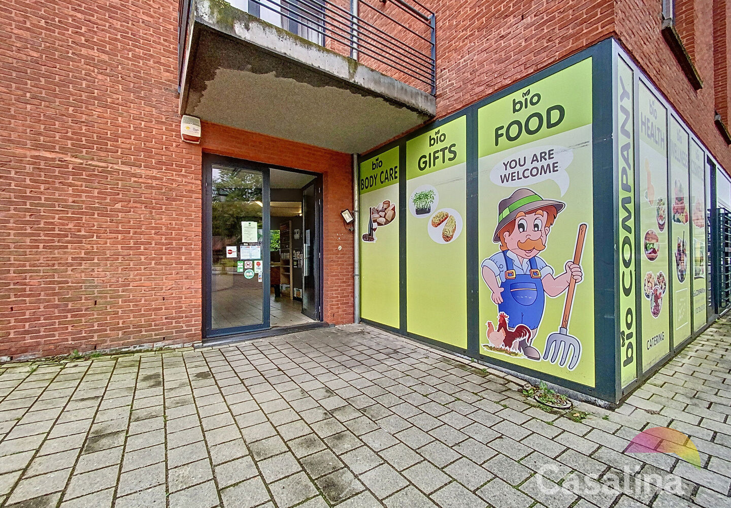 Commercial groundfloor for rent in Evere