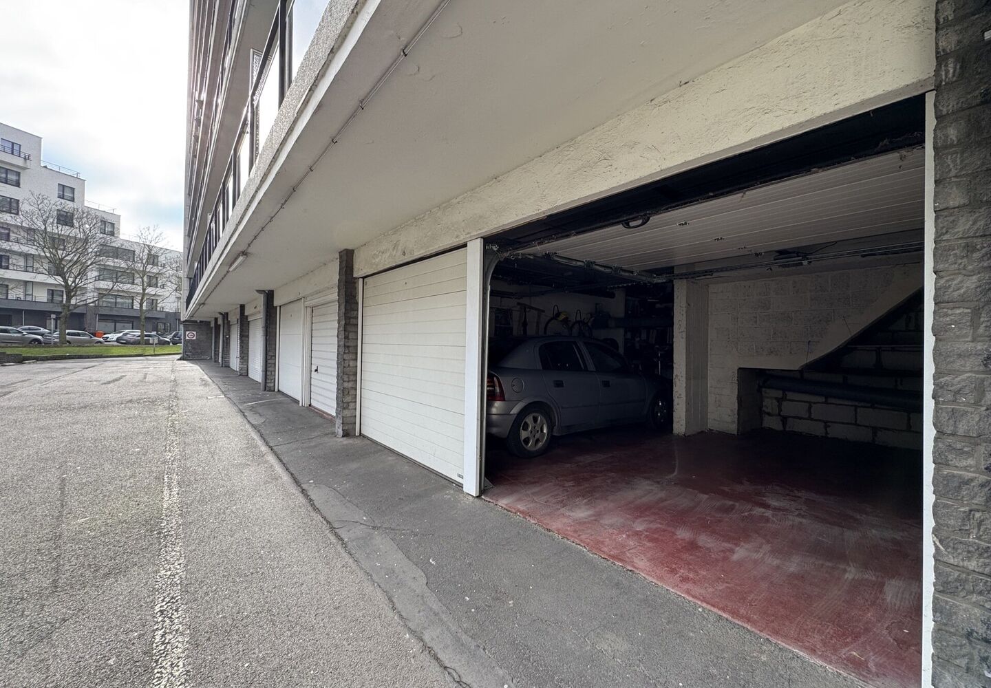 Gesloten garagebox te huur in Evere