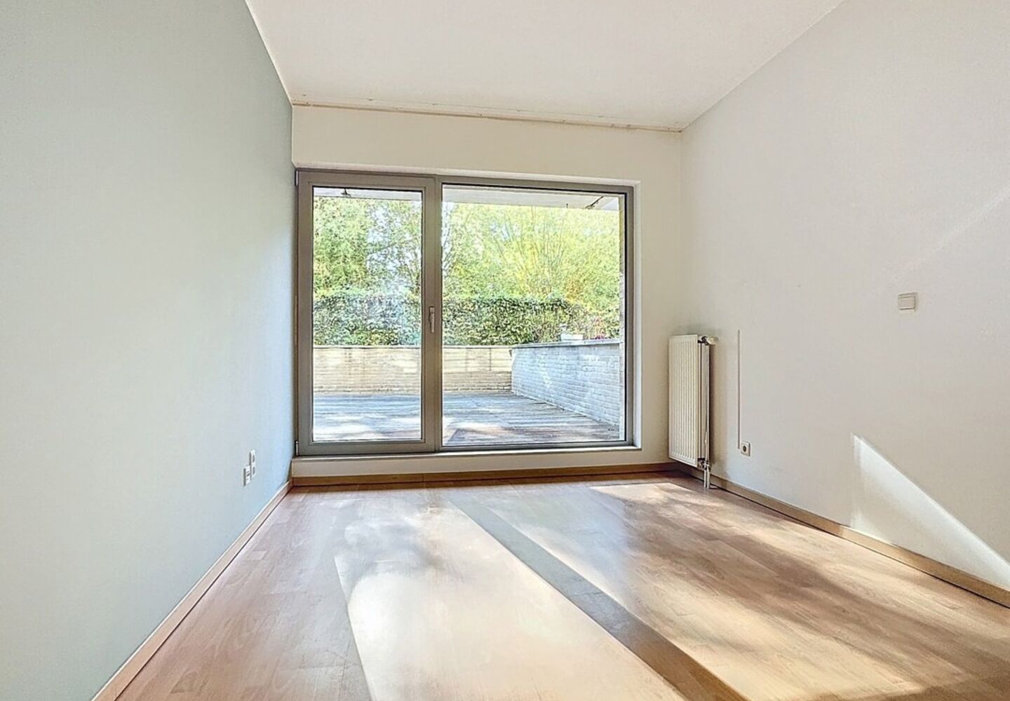 Ground floor for rent in Evere