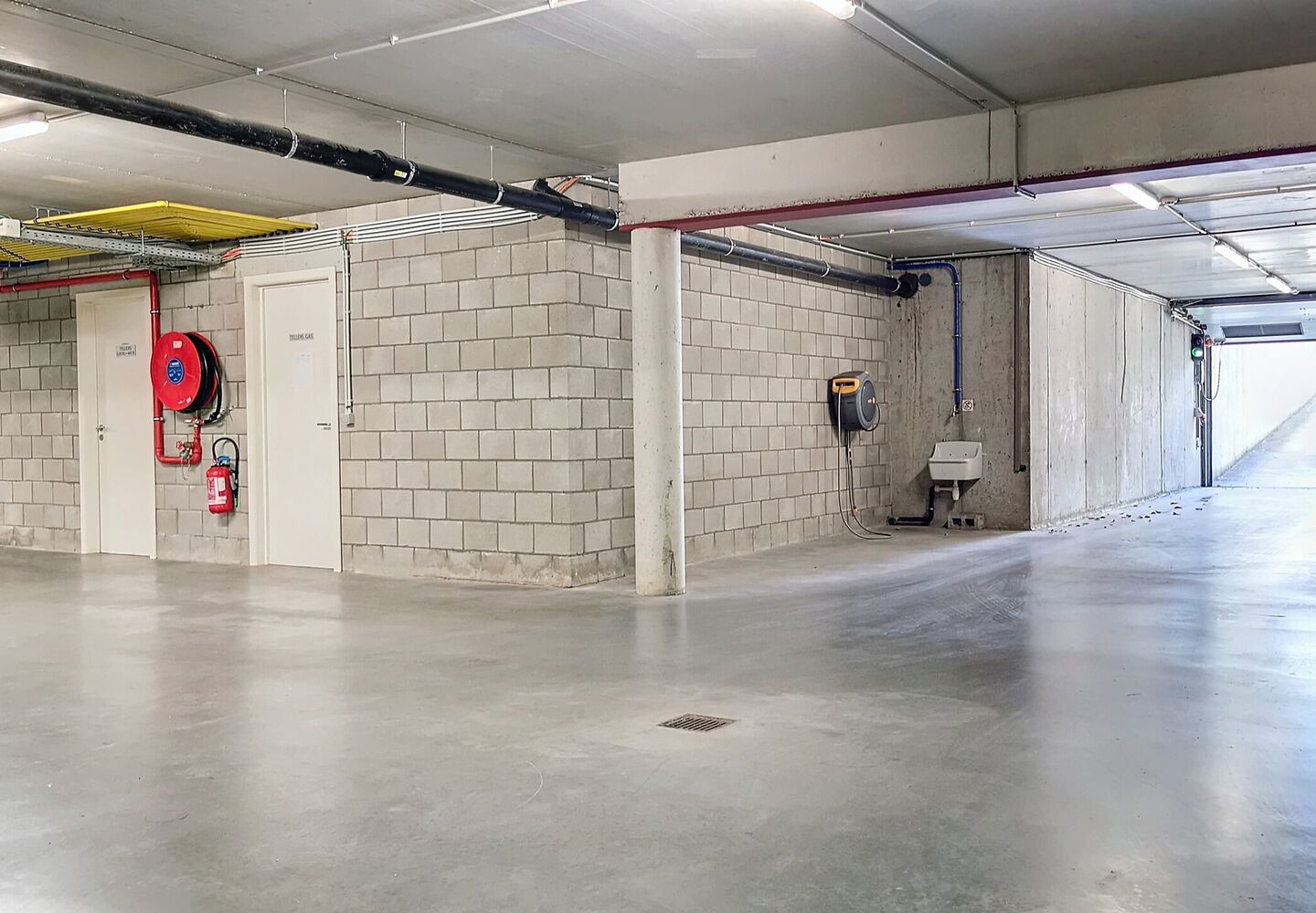 Inside parking for rent in Zaventem Sterrebeek