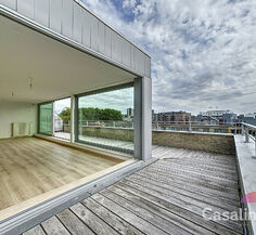 Penthouse te huur in Evere