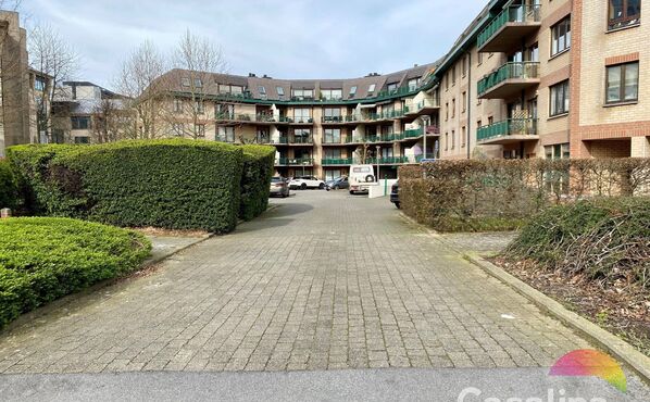 Inside parking for sale in Evere